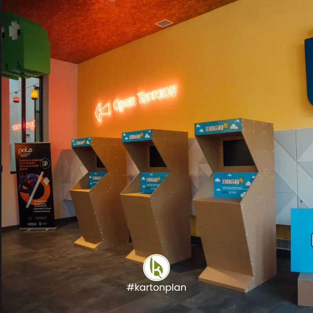 MAQUINA ARCADE DE CARTÓN CIVIS KARTONPLAN